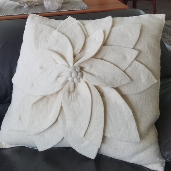Arcadia Home Hand Felted Wool Pillow 3D Flower - Picture 4 of 6
